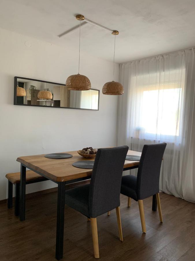איכנהאוזן Gemuetliches & Schoenes Apartment מראה חיצוני תמונה